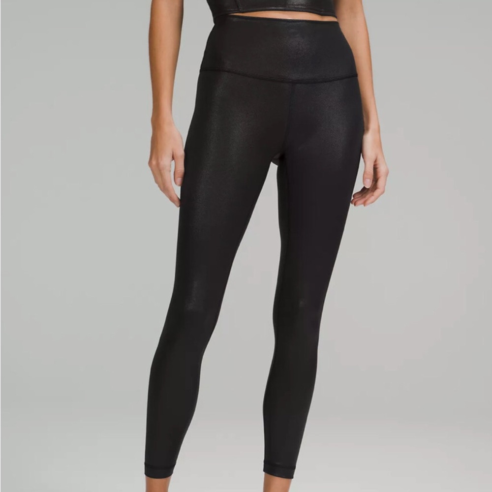 Lululemon women Wunder train HR Black Leggings *foil*